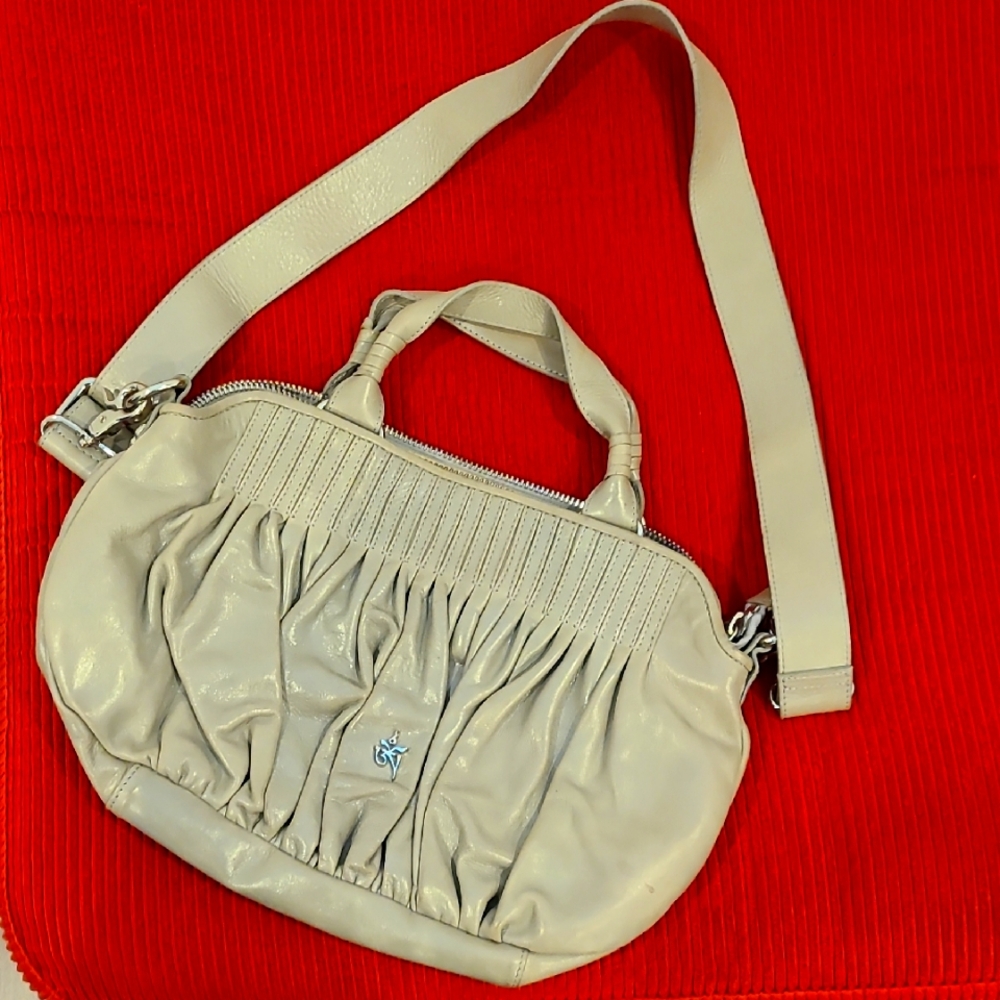 Elegant Cream Handbag